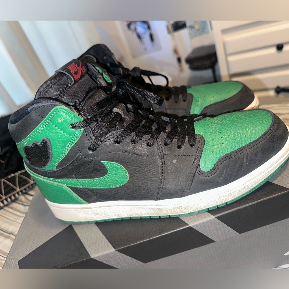 Jordan 1 “pine green”